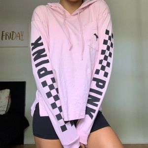Drawstring PINK cropped hoodie with checker design